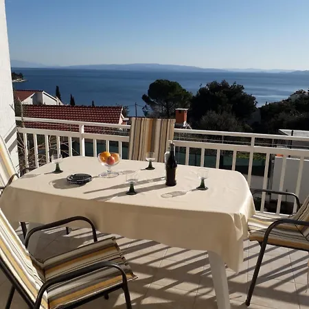 Apartment Stana - 200m From The Sea