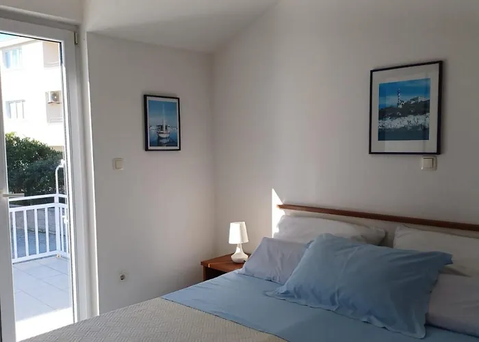 Stana 아파트 트로기르